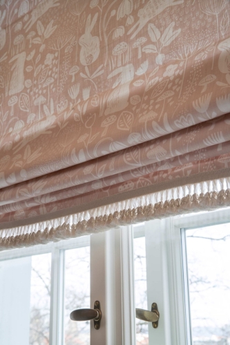 Custom-made Roman blinds with Sanderson Design Group fabrics in a Prague flat
